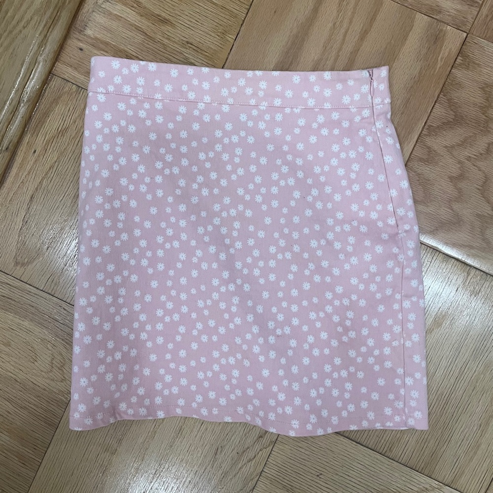 Forever 21 floral mini skirt